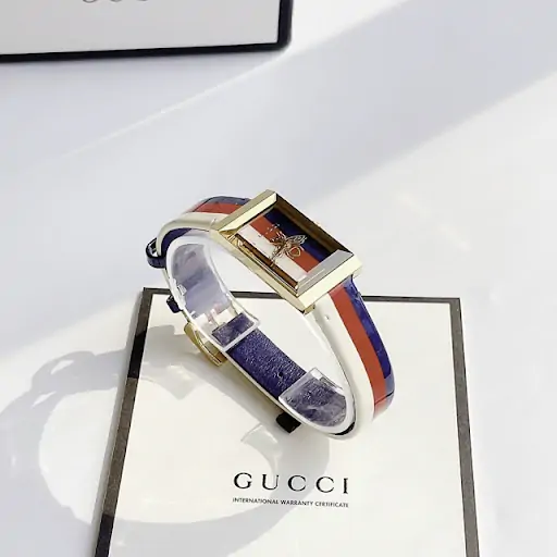 Đồng hồ nữ Gucci dạng lắc QuartZ Case Gold dây cao su 